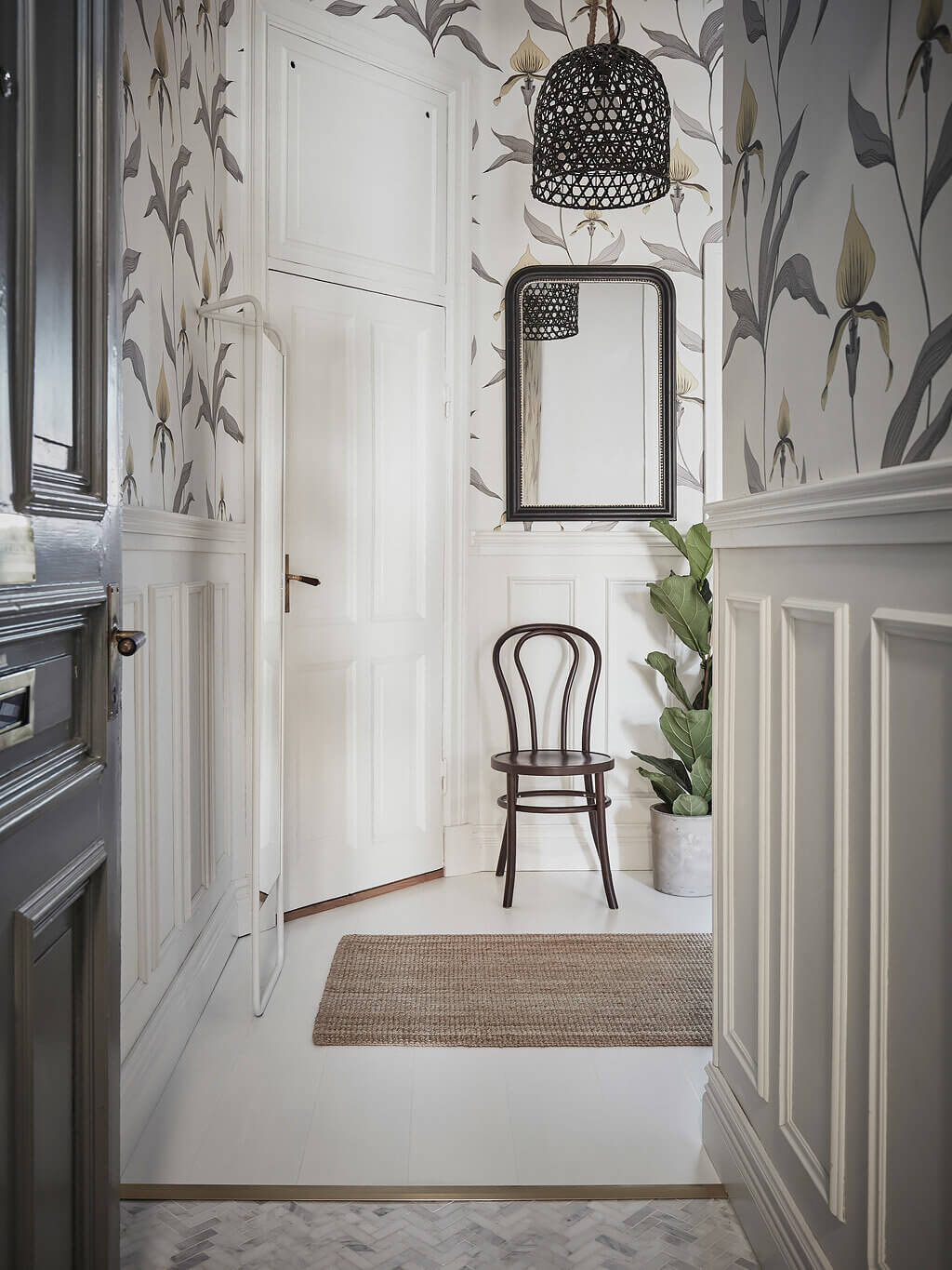 A Light Classic Scandinavian Apartment with Period Details 18 ALightClassicScandinavianApartment TheNordroom17 A Light Classic Scandinavian Apartment with Period Details