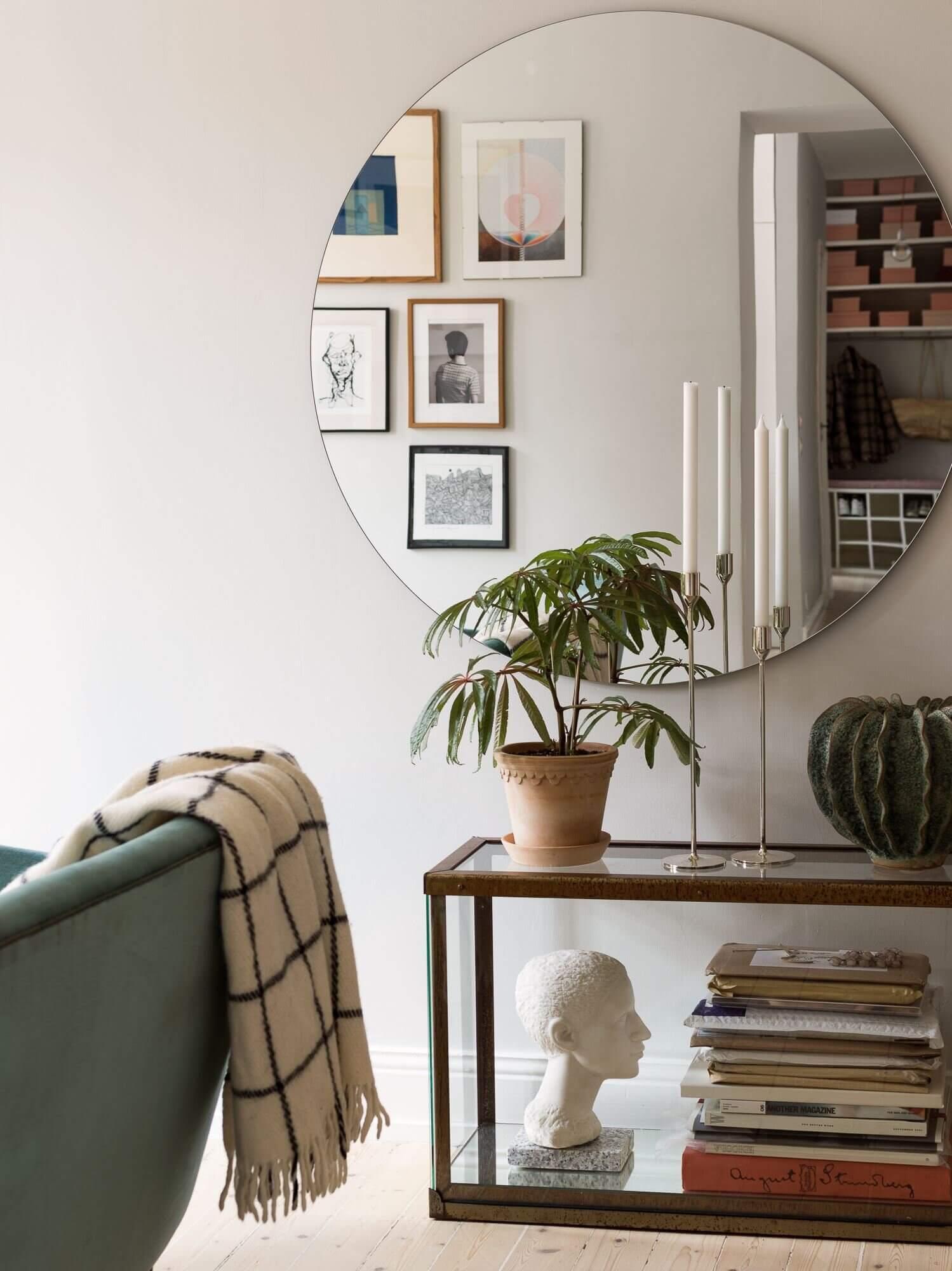 A Small Scandi Apartment with an Art-Filled Living Room 4 ASmallApartmentwithanArt FilledLivingRoom TheNordroom3 A Small Scandi Apartment with an Art-Filled Living Room