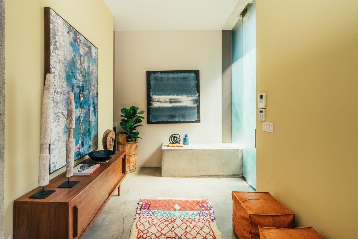 Emilia Clarke's Modern Architectural Home in Venice Is For Sale 16 EmiliaClarkesModernArchitecturalHomeinVeniceIsForSale TheNordroom15 Emilia Clarke's Modern Architectural Home in Venice Is For Sale