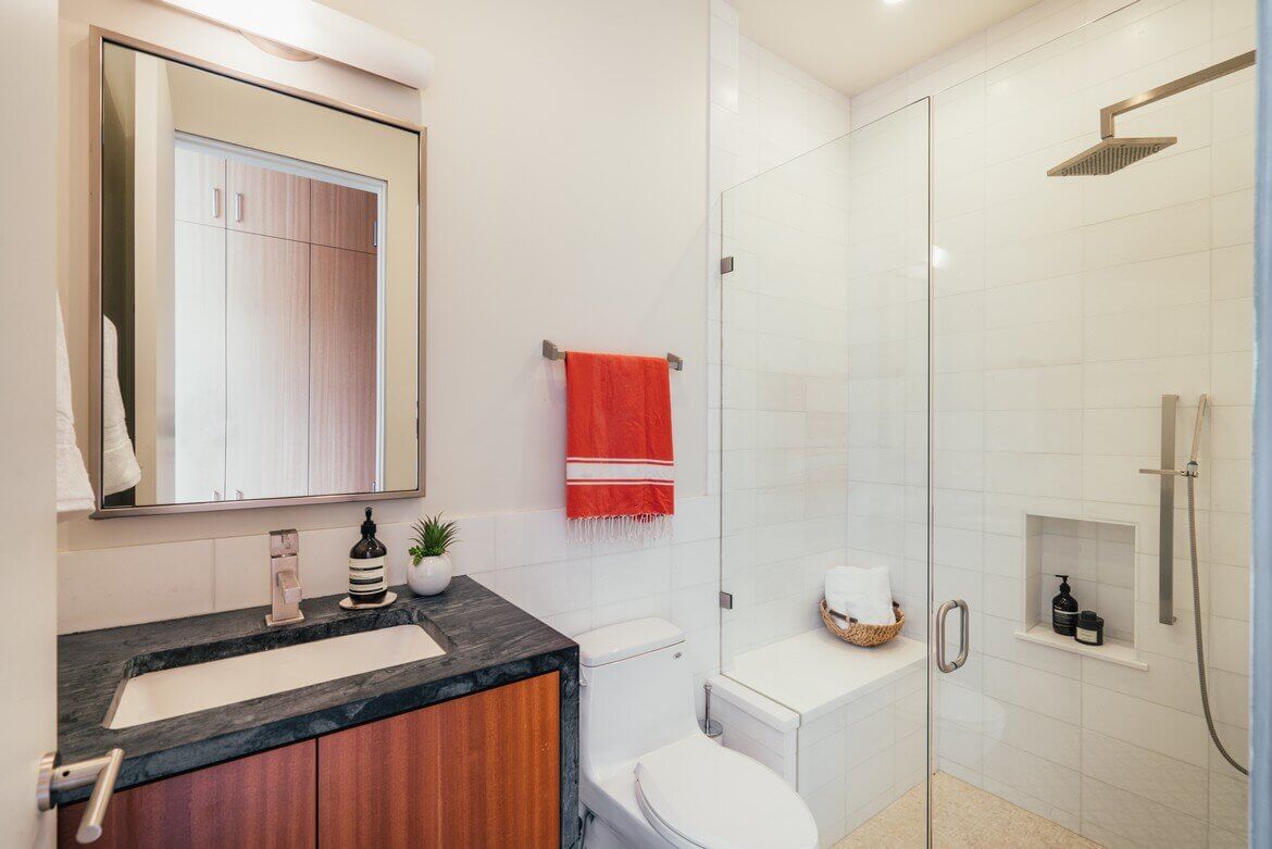 Emilia Clarke's Modern Architectural Home in Venice Is For Sale 17 EmiliaClarkesModernArchitecturalHomeinVeniceIsForSale TheNordroom16 Emilia Clarke's Modern Architectural Home in Venice Is For Sale