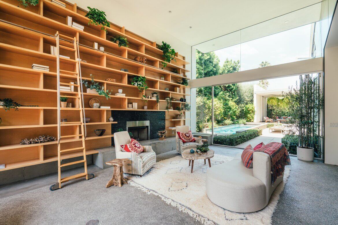 Emilia Clarke's Modern Architectural Home in Venice Is For Sale 3 EmiliaClarkesModernArchitecturalHomeinVeniceIsForSale TheNordroom2 Emilia Clarke's Modern Architectural Home in Venice Is For Sale