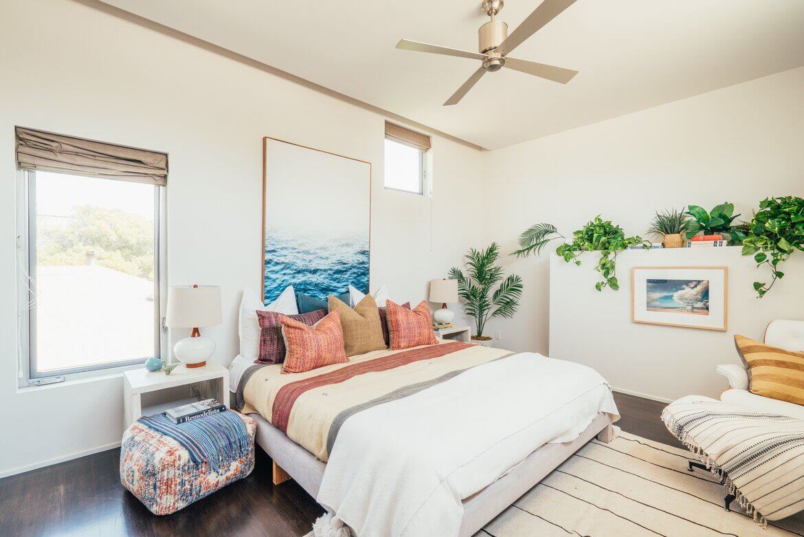Emilia Clarke's Modern Architectural Home in Venice Is For Sale 25 EmiliaClarkesModernArchitecturalHomeinVeniceIsForSale TheNordroom24 Emilia Clarke's Modern Architectural Home in Venice Is For Sale