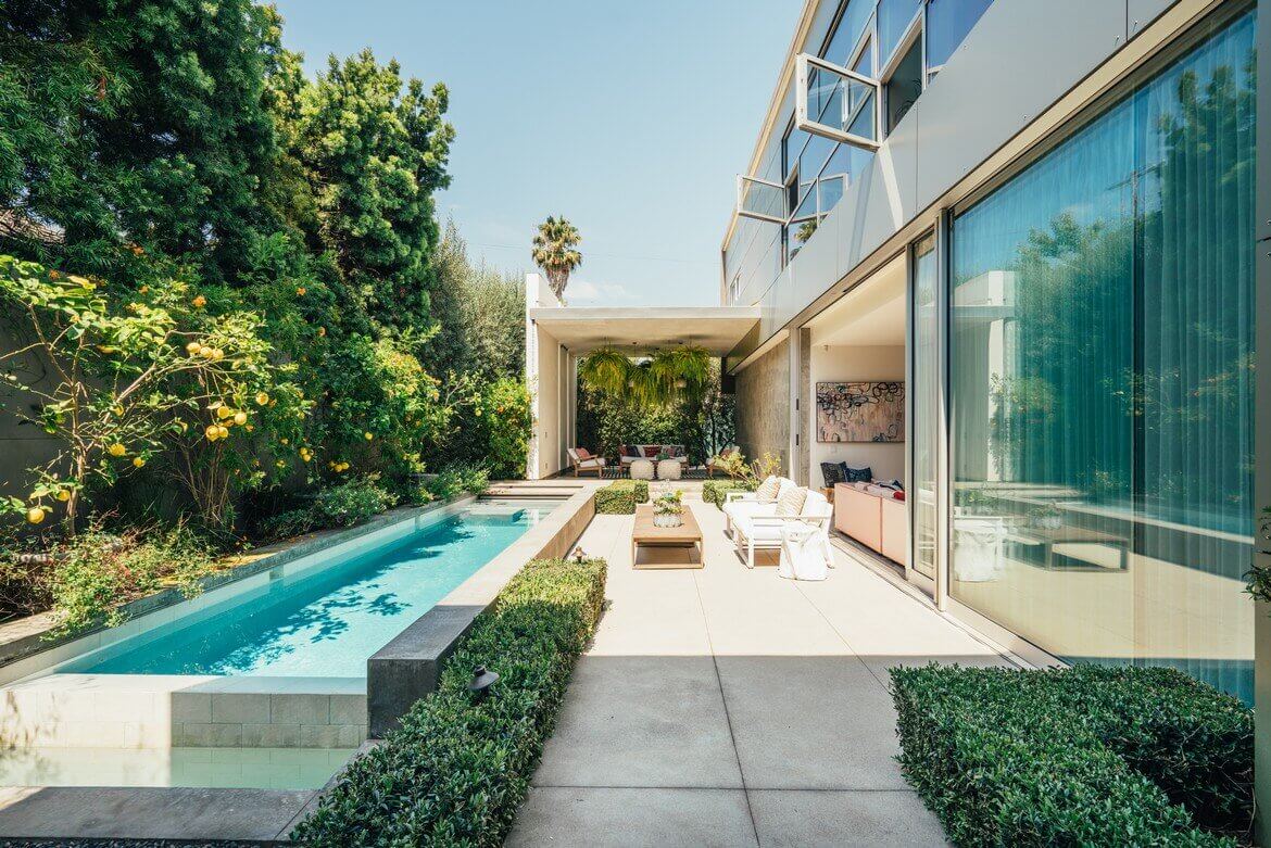Emilia Clarke's Modern Architectural Home in Venice Is For Sale 30 EmiliaClarkesModernArchitecturalHomeinVeniceIsForSale TheNordroom29 Emilia Clarke's Modern Architectural Home in Venice Is For Sale