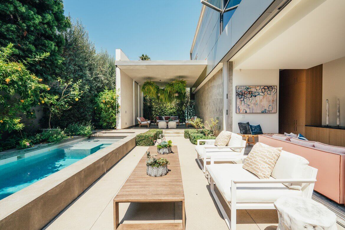 Emilia Clarke's Modern Architectural Home in Venice Is For Sale 31 EmiliaClarkesModernArchitecturalHomeinVeniceIsForSale TheNordroom30 Emilia Clarke's Modern Architectural Home in Venice Is For Sale