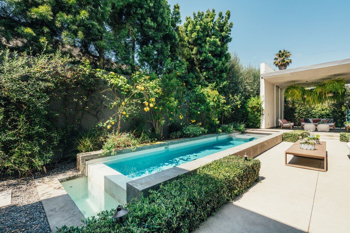 Emilia Clarke's Modern Architectural Home in Venice Is For Sale 34 EmiliaClarkesModernArchitecturalHomeinVeniceIsForSale TheNordroom33 Emilia Clarke's Modern Architectural Home in Venice Is For Sale