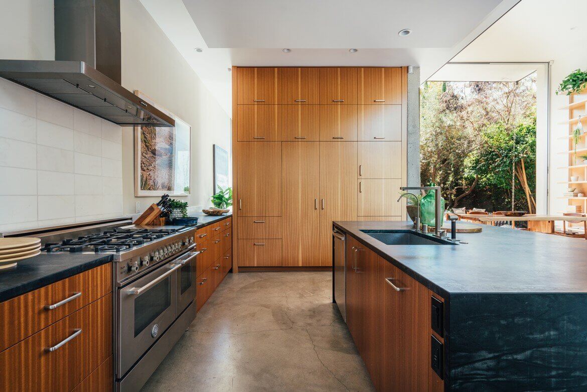 Emilia Clarke's Modern Architectural Home in Venice Is For Sale 10 EmiliaClarkesModernArchitecturalHomeinVeniceIsForSale TheNordroom9 Emilia Clarke's Modern Architectural Home in Venice Is For Sale