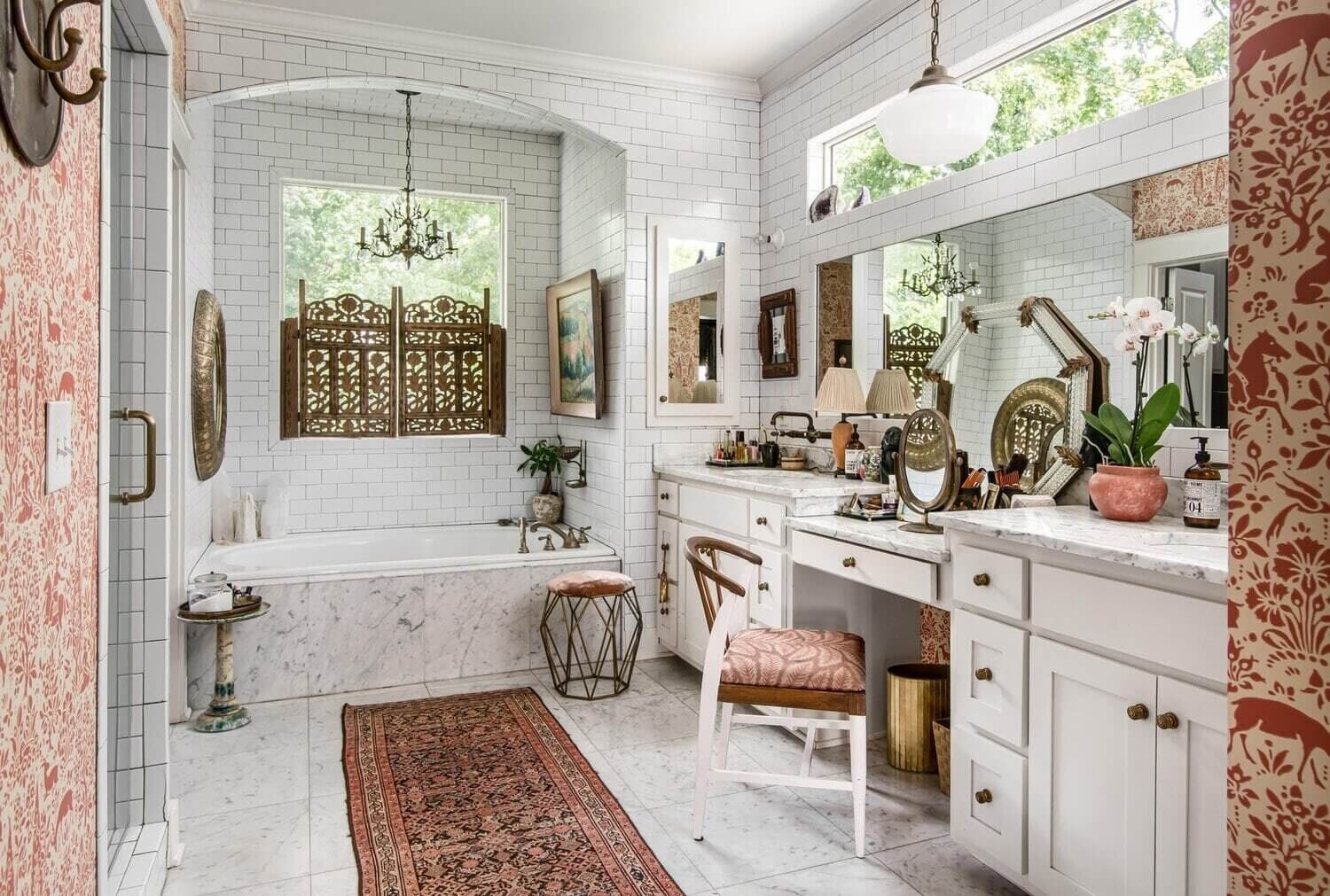 Louisa Pierce's Vintage Eclectic Nashville Home 22 louisa pierce vintage eclectic nashville home for sale nordroom22 Louisa Pierce's Vintage Eclectic Nashville Home