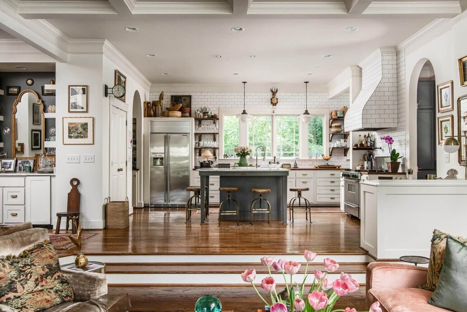 Louisa Pierce's Vintage Eclectic Nashville Home 9 louisa pierce vintage eclectic nashville home for sale nordroom9 Louisa Pierce's Vintage Eclectic Nashville Home
