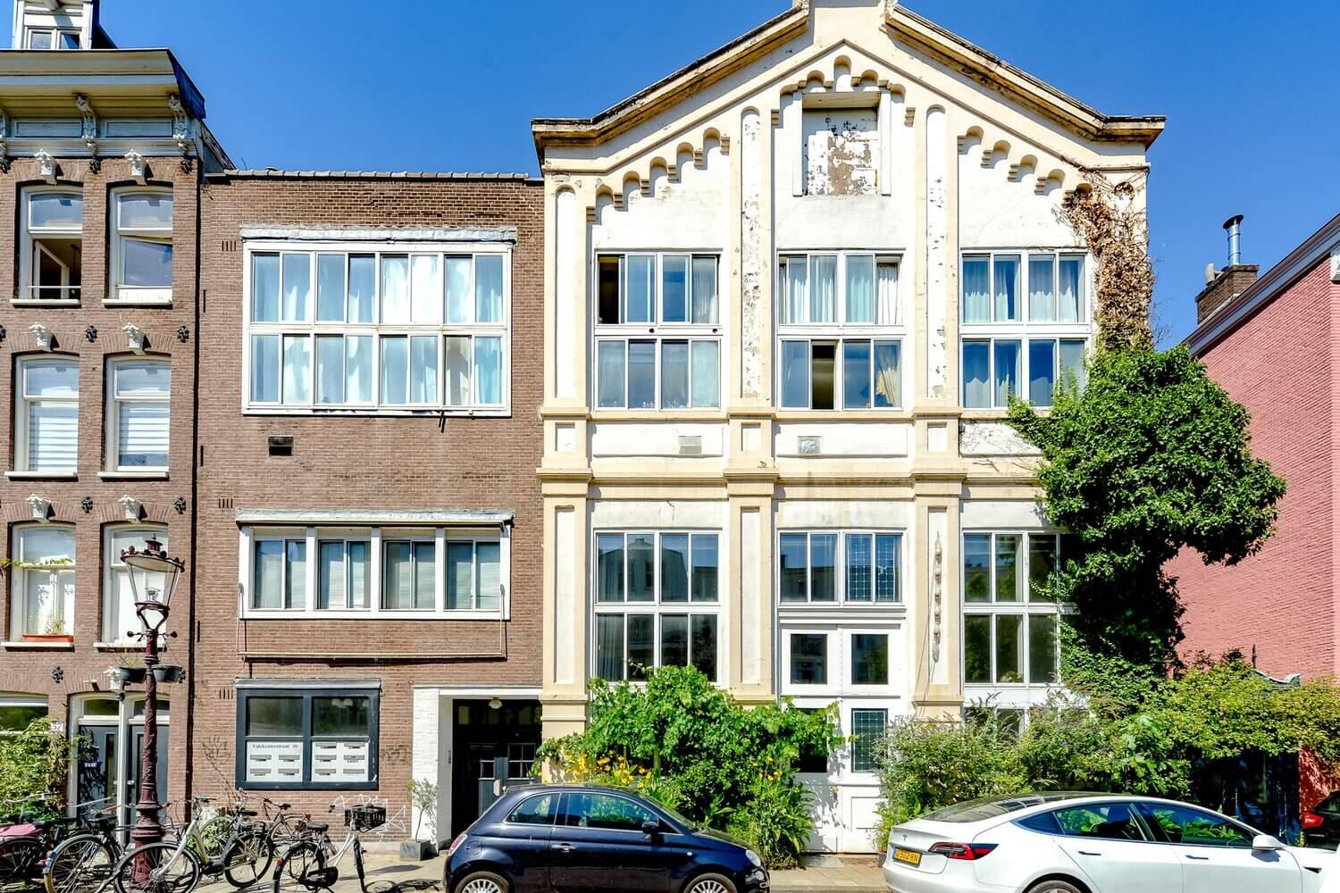 A Former School Turned Light-Filled and Charming Loft in Amsterdam 33 school conversion loft amsterdam nordroom34 A Former School Turned Light-Filled and Charming Loft in Amsterdam