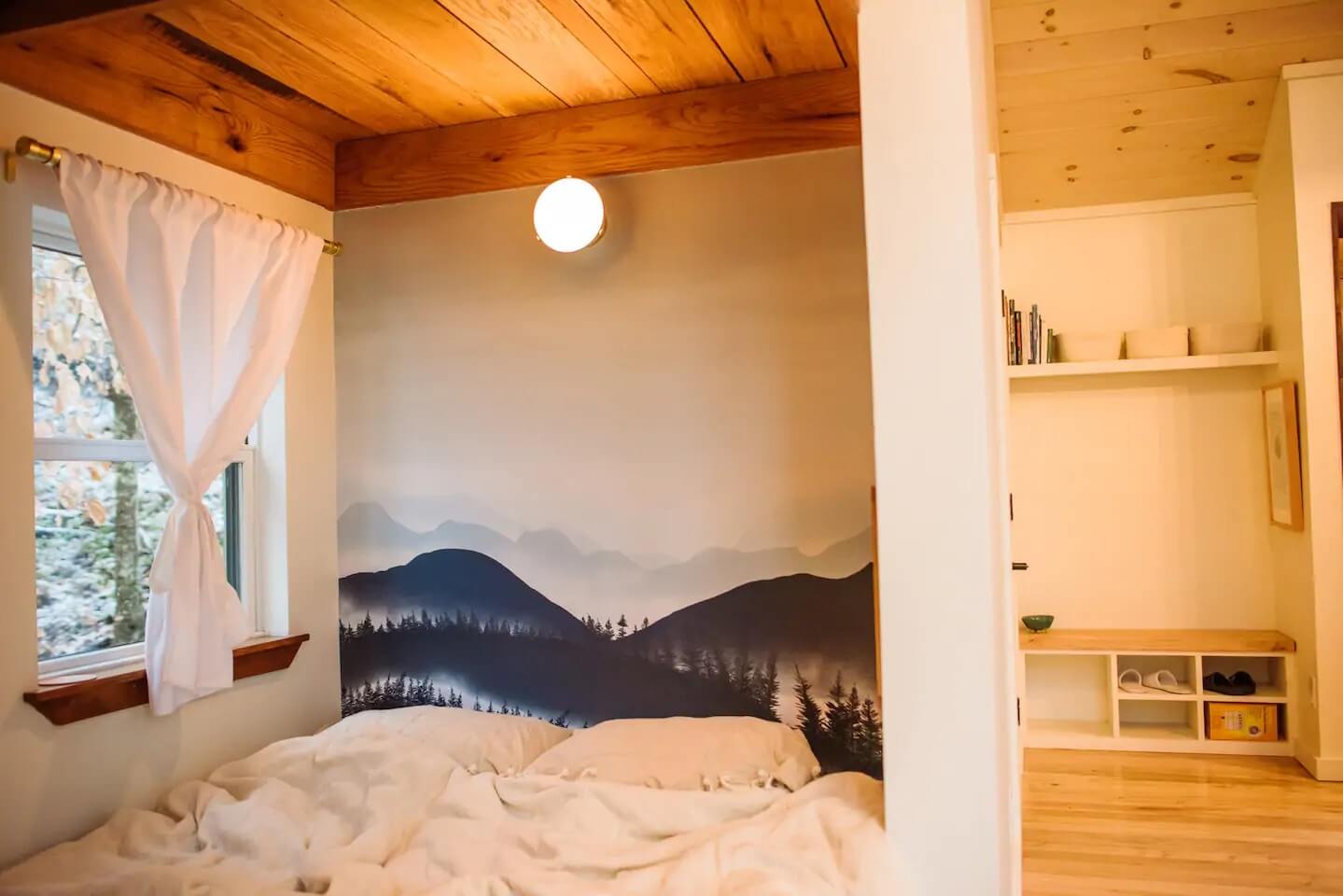 A Handcrafted Cabin in the Woods of North Carolina 10 the nook cabin airbnb north carolina nordroom9 A Handcrafted Cabin in the Woods of North Carolina