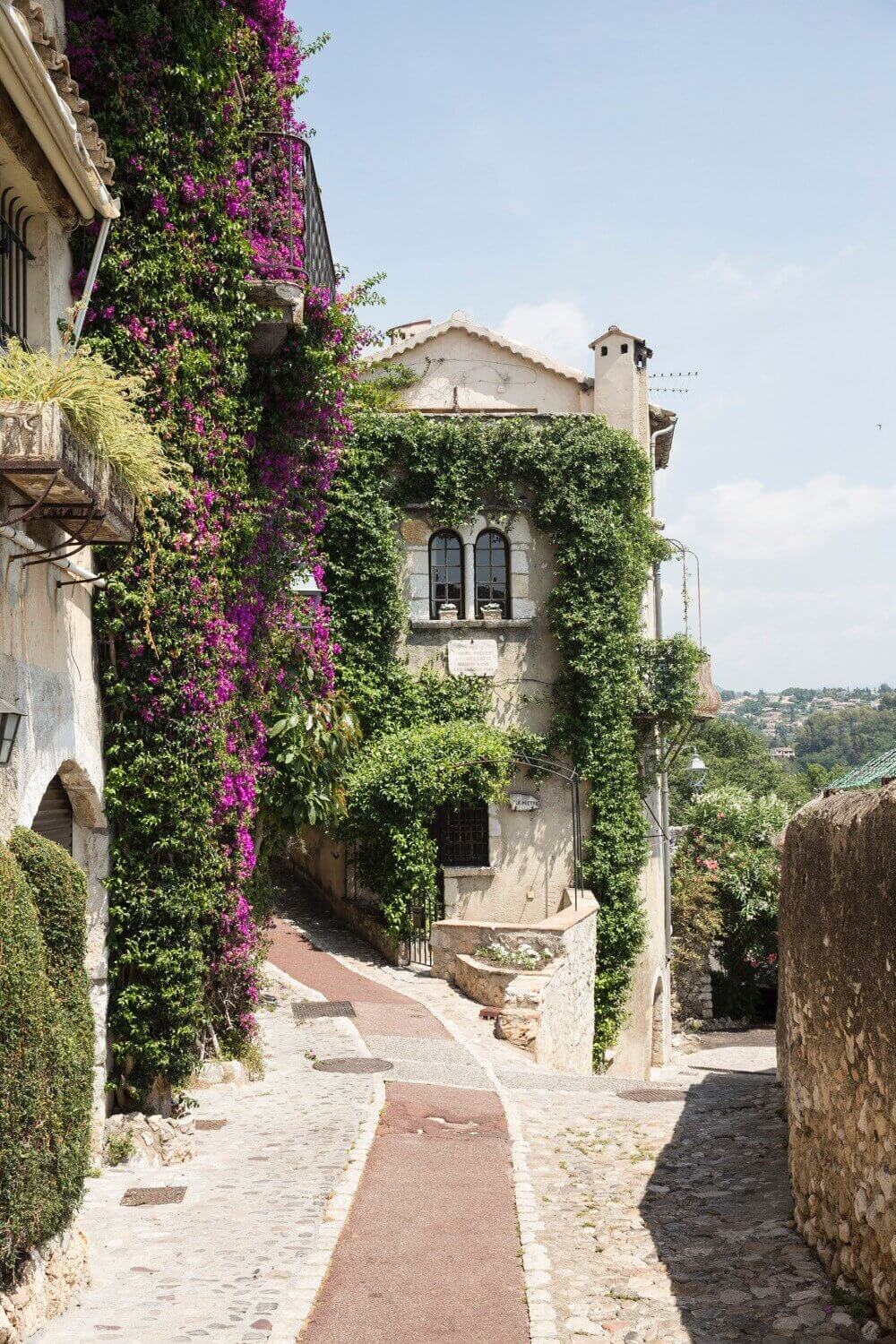12th century provence airbnb apartment nordroom A Stunning Provence Airbnb in a Poet's 12th-Century Apartment