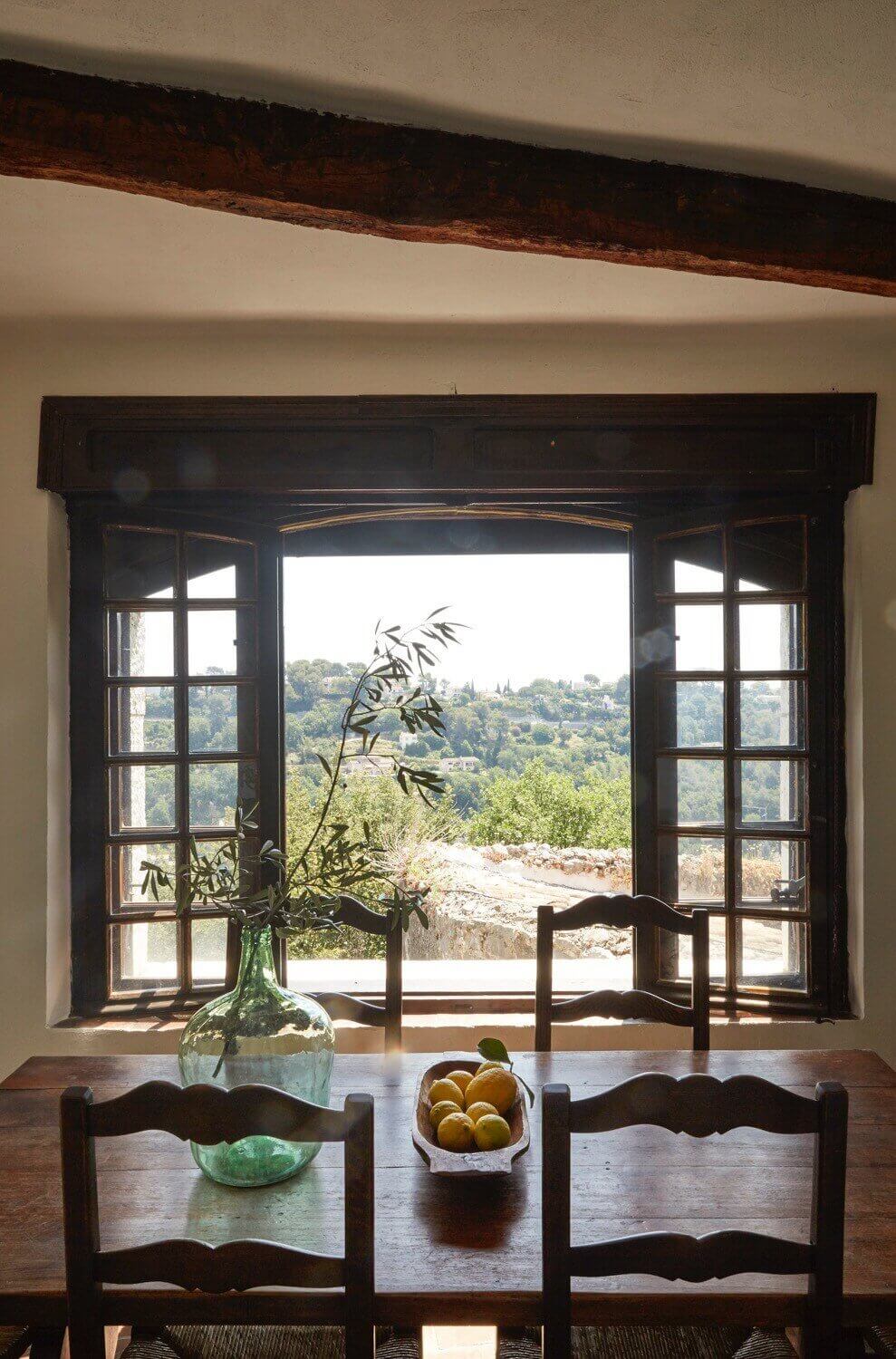 A Stunning Provence Airbnb in a Poet's 12th-Century Apartment 13 12th century provence airbnb apartment nordroom12 A Stunning Provence Airbnb in a Poet's 12th-Century Apartment