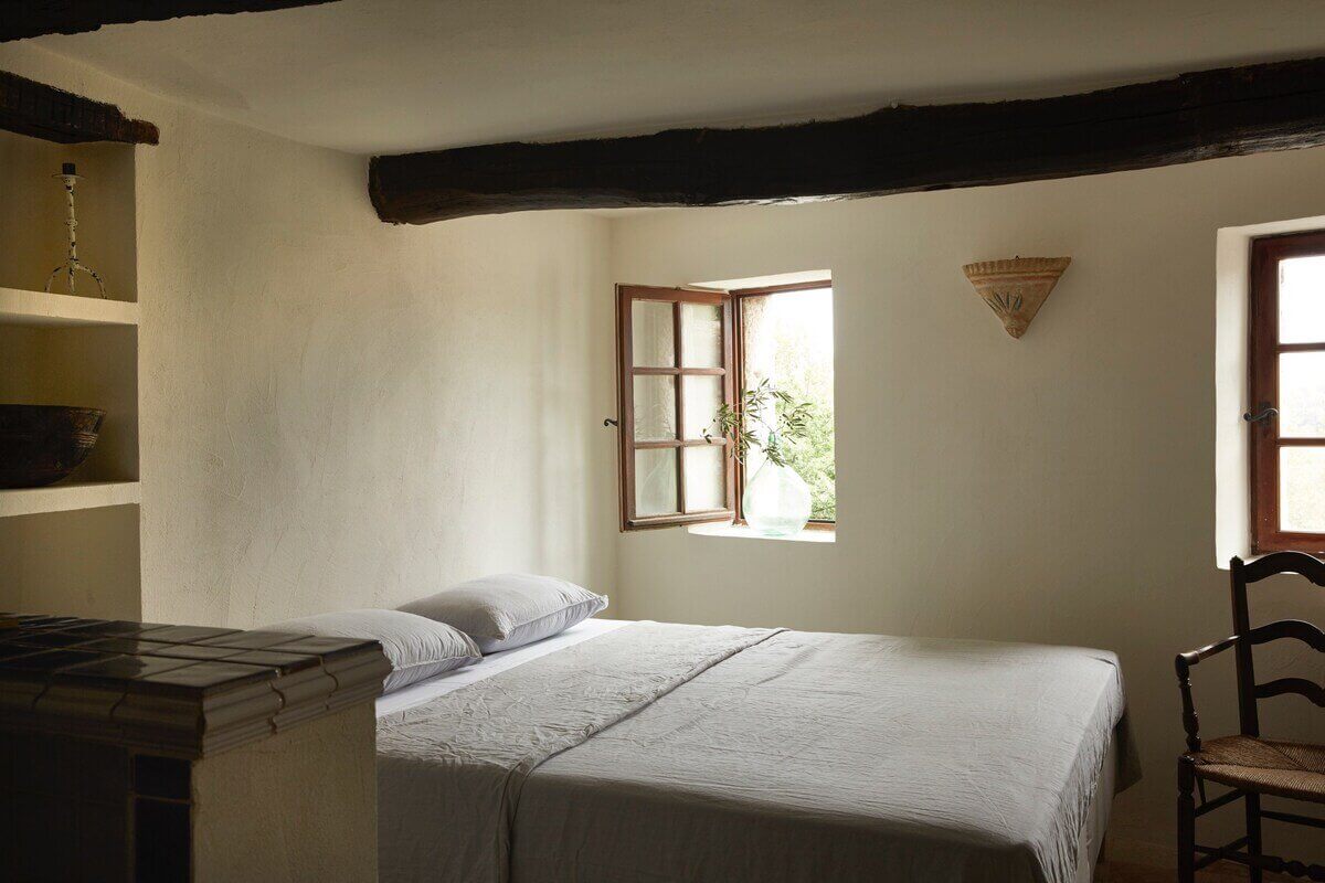A Stunning Provence Airbnb in a Poet's 12th-Century Apartment 21 12th century provence airbnb apartment nordroom20 A Stunning Provence Airbnb in a Poet's 12th-Century Apartment