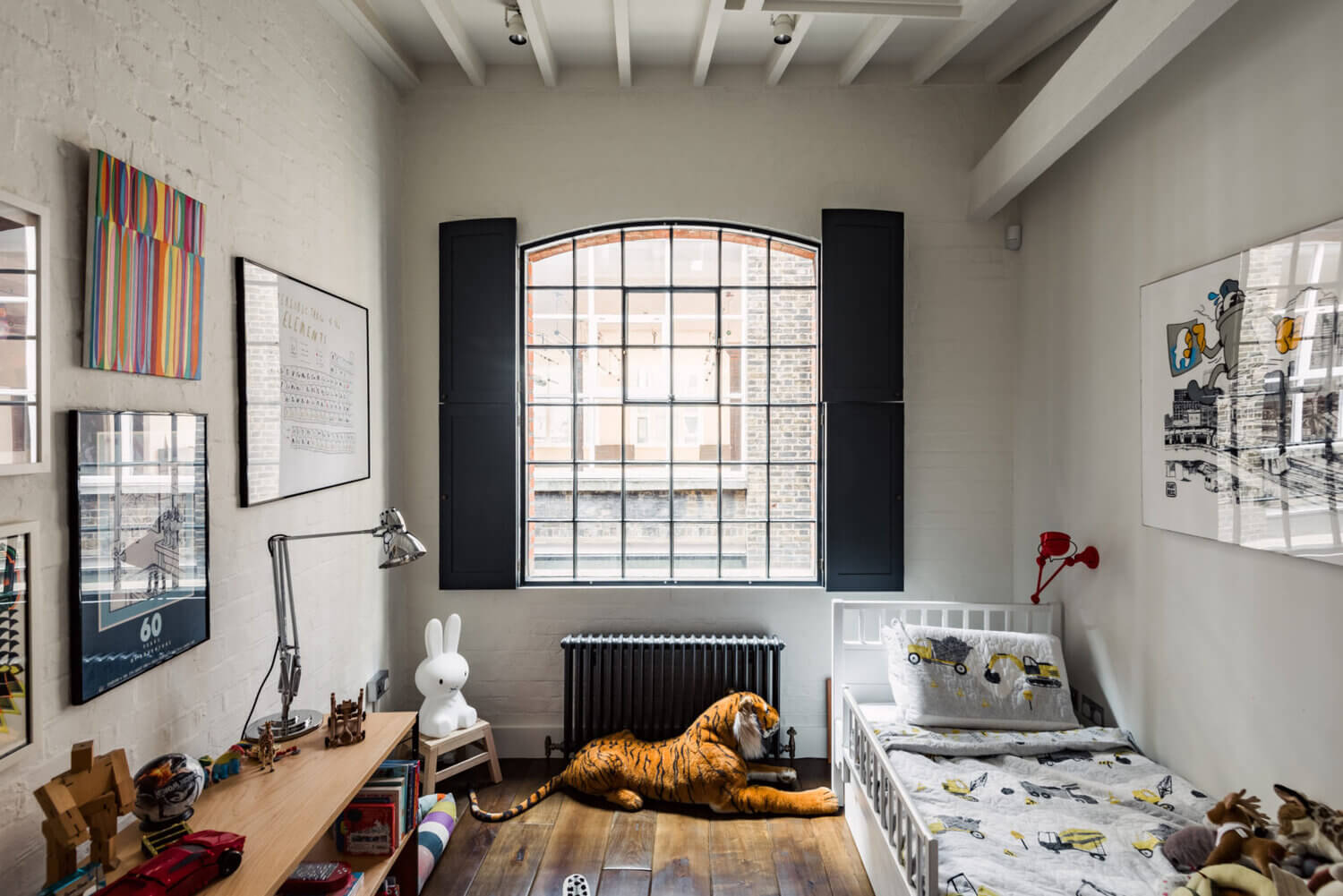Clerkenwell Cooperage: A London Brewery Conversion by Chris Dyson Architects 19 clerkenwell cooperage london brewery conversion chris dyson architects nordroom18 Clerkenwell Cooperage: A London Brewery Conversion by Chris Dyson Architects