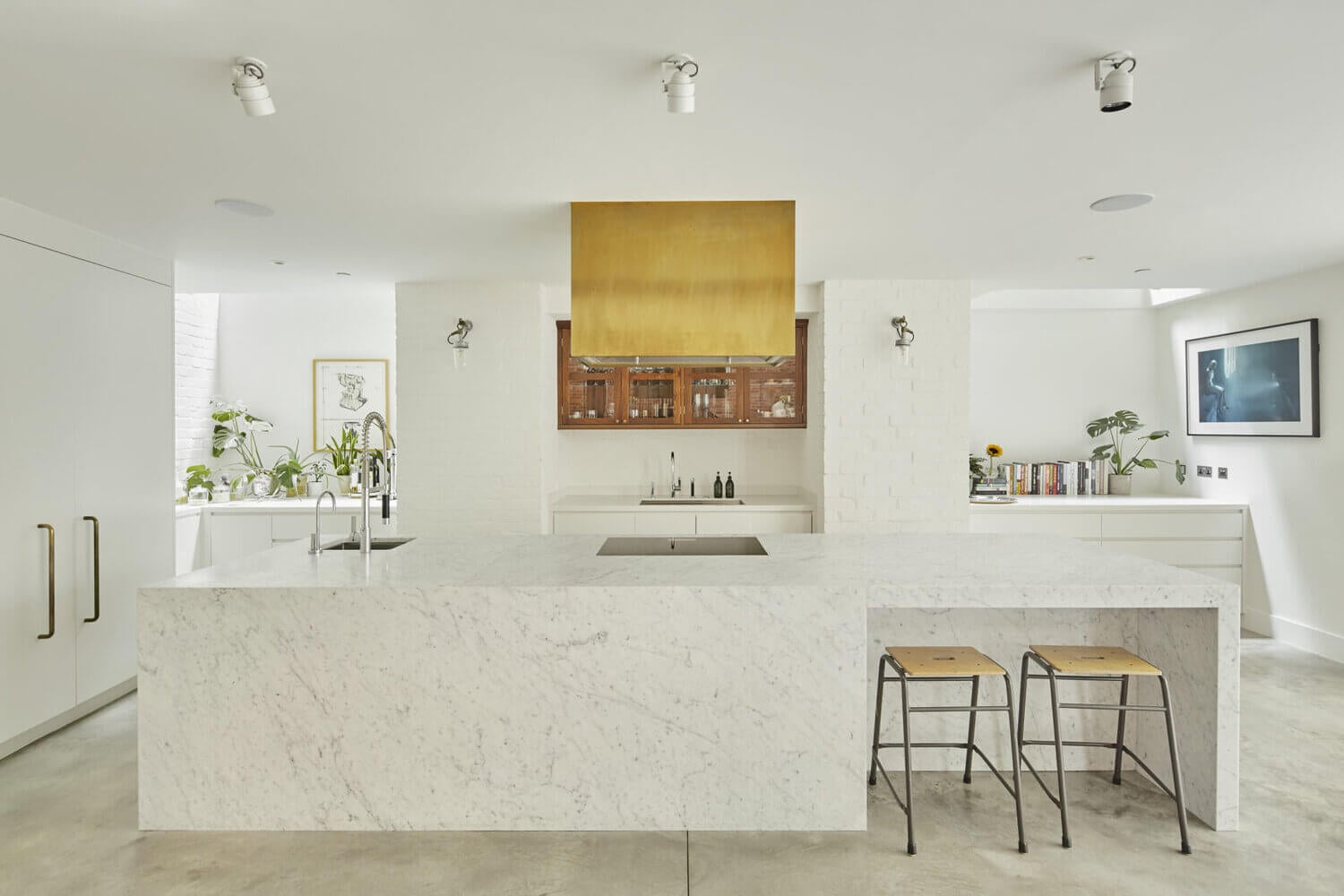 Clerkenwell Cooperage: A London Brewery Conversion by Chris Dyson Architects 5 clerkenwell cooperage london brewery conversion chris dyson architects nordroom4 Clerkenwell Cooperage: A London Brewery Conversion by Chris Dyson Architects