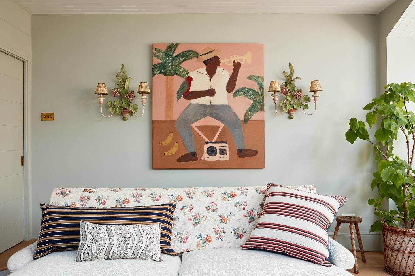 The Colorful Eclectic London Home of Designer Matilda Goad 13 colorful eclectic london home matilda goad nordroom13 The Colorful Eclectic London Home of Designer Matilda Goad