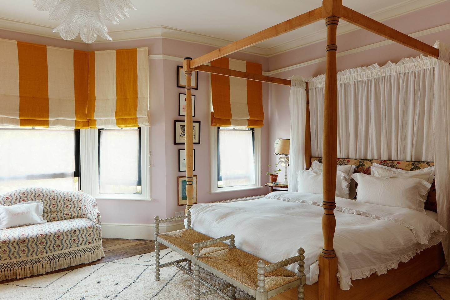 The Colorful Eclectic London Home of Designer Matilda Goad 18 colorful eclectic london home matilda goad nordroom18 The Colorful Eclectic London Home of Designer Matilda Goad