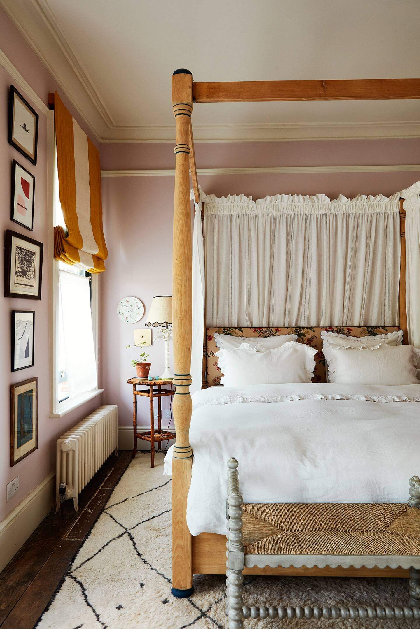 The Colorful Eclectic London Home of Designer Matilda Goad 19 colorful eclectic london home matilda goad nordroom19 The Colorful Eclectic London Home of Designer Matilda Goad