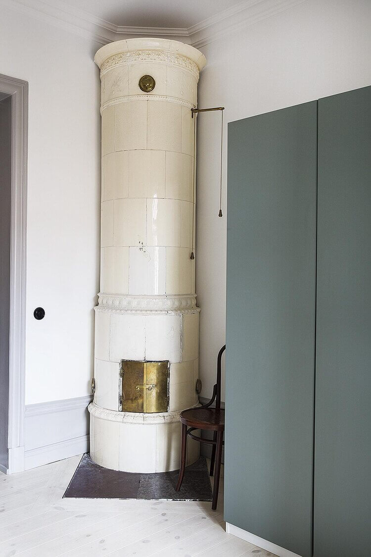 A Cool and Creative Art-Filled Apartment in Stockholm 13 creative art filled apartment stockholm nordroom12 A Cool and Creative Art-Filled Apartment in Stockholm