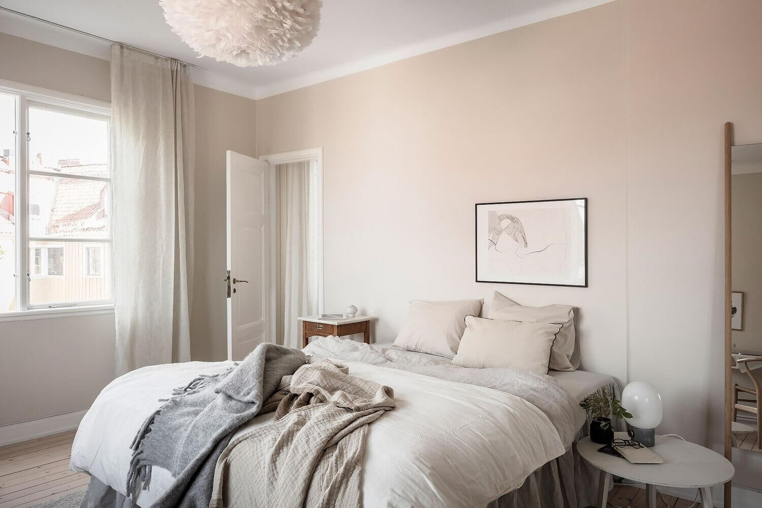 A Serene Scandi Apartment Painted In A Lovely Beige Hue 15 serene beige scandinavian apartment nordroom14 A Serene Scandi Apartment Painted In A Lovely Beige Hue