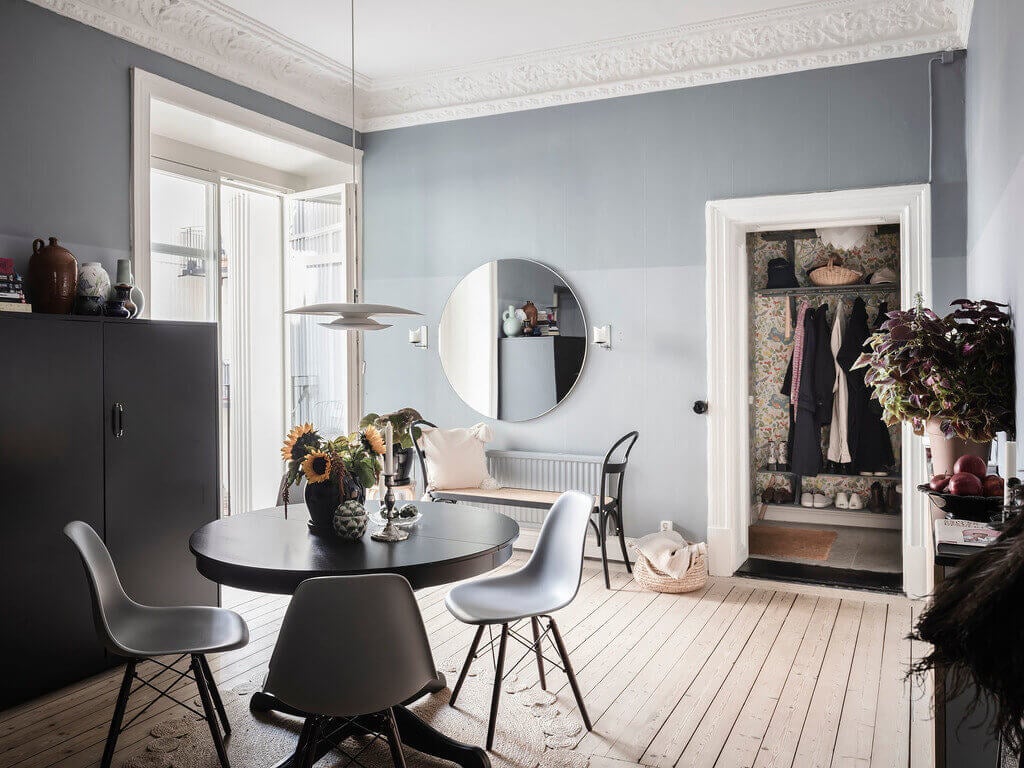 A Dark Green Painted Ceiling In An Art-Filled Apartment 13 ADarkGreenPaintedCeilinginanArt FilledApartment TheNordroom12 A Dark Green Painted Ceiling In An Art-Filled Apartment