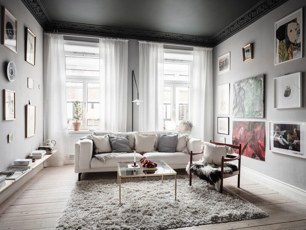 A Dark Green Painted Ceiling In An Art-Filled Apartment 3 ADarkGreenPaintedCeilinginanArt FilledApartment TheNordroom2 A Dark Green Painted Ceiling In An Art-Filled Apartment