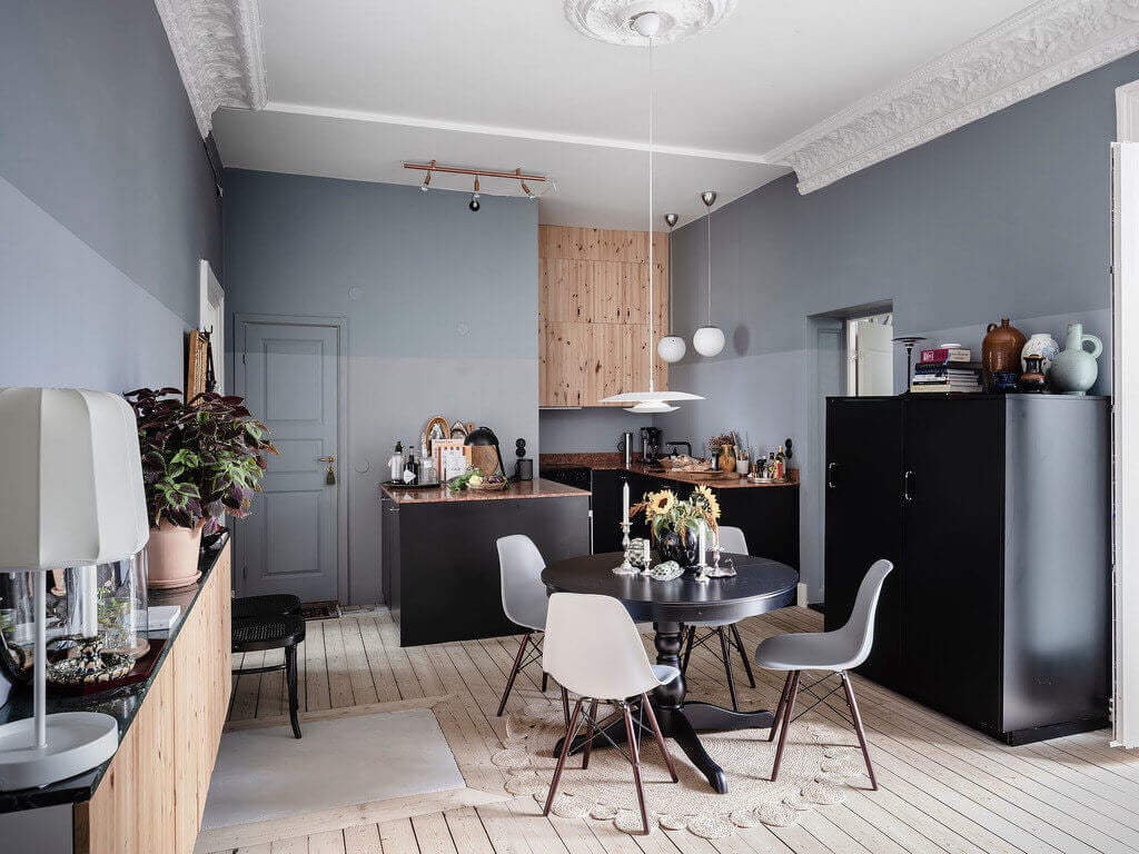 Two-Tone Walls Ideas: Create A Color Blocking Accent Wall 6 ton-sur-tone-two-tone-wall-darker-color-above-lighter-tone