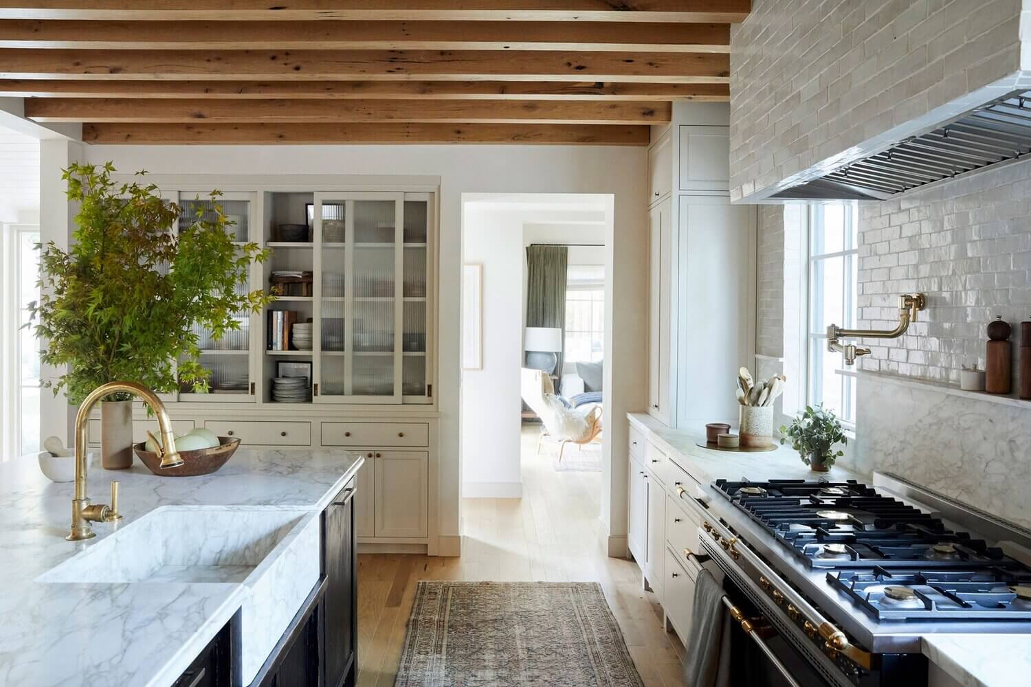 The Woodland Hills Family Home of Interior Designer Amber Lewis 2 TheWoodlandHillsFamilyHomeofInteriorDesignerAmberLewis TheNordroom1 The Woodland Hills Family Home of Interior Designer Amber Lewis