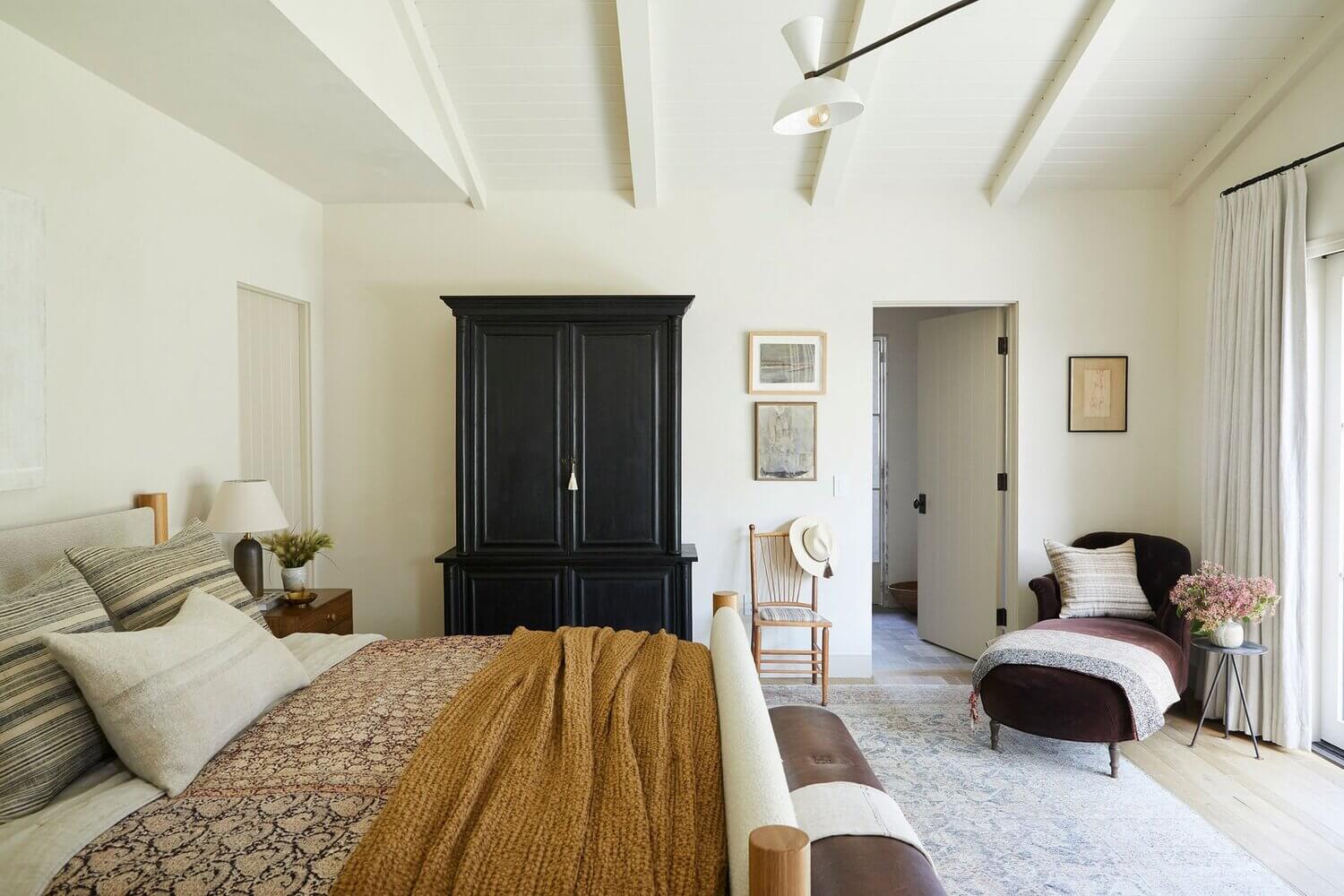 The Woodland Hills Family Home of Interior Designer Amber Lewis 7 TheWoodlandHillsFamilyHomeofInteriorDesignerAmberLewis TheNordroom7 The Woodland Hills Family Home of Interior Designer Amber Lewis