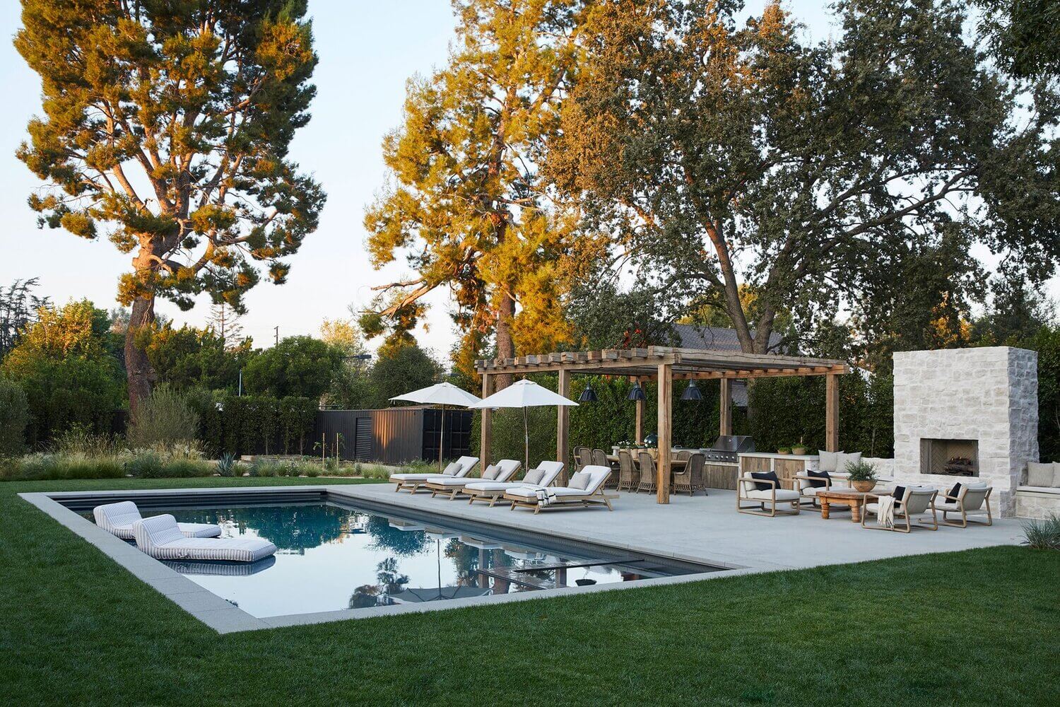 The Woodland Hills Family Home of Interior Designer Amber Lewis 9 TheWoodlandHillsFamilyHomeofInteriorDesignerAmberLewis TheNordroom9 The Woodland Hills Family Home of Interior Designer Amber Lewis