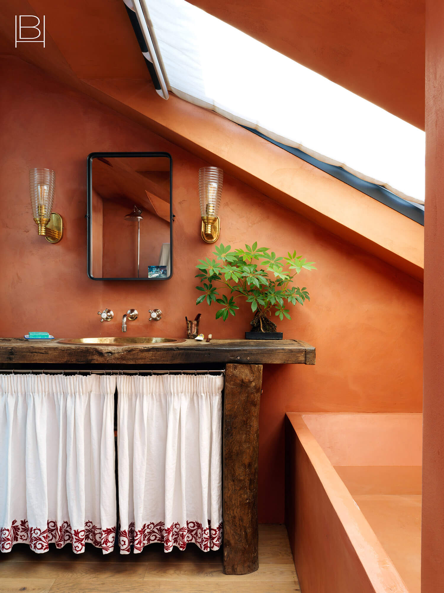 A Colorful London Family Home Designed By Beata Heuman 12 colorful london family home beata heuman nordroom11 A Colorful London Family Home Designed By Beata Heuman