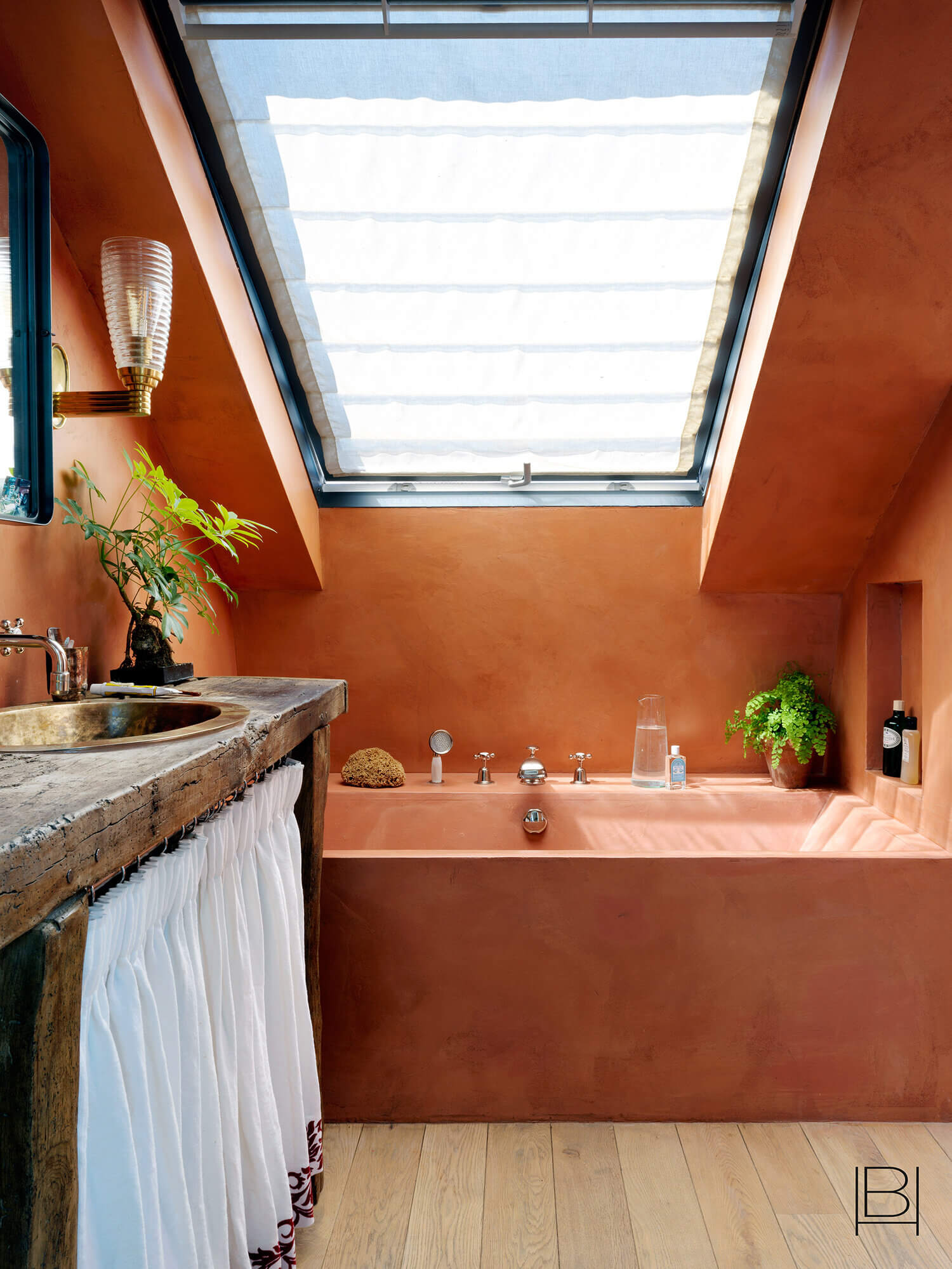 A Colorful London Family Home Designed By Beata Heuman 13 colorful london family home beata heuman nordroom12 A Colorful London Family Home Designed By Beata Heuman