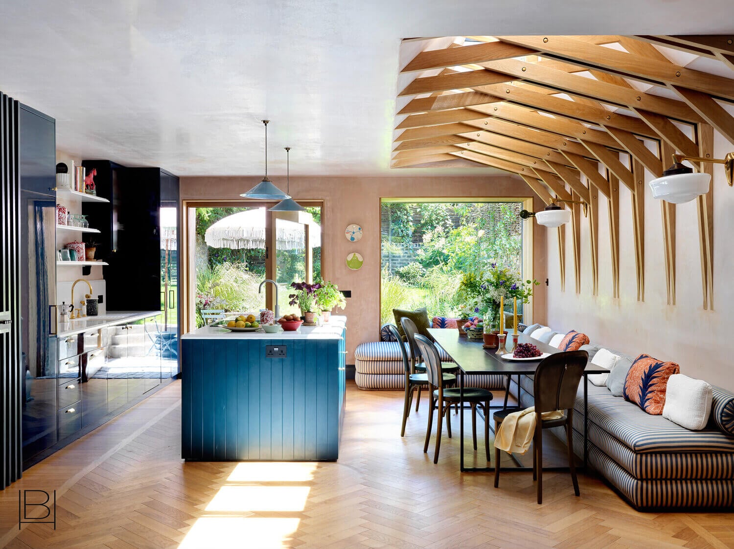 A Colorful London Family Home Designed By Beata Heuman 3 colorful london family home beata heuman nordroom2 A Colorful London Family Home Designed By Beata Heuman