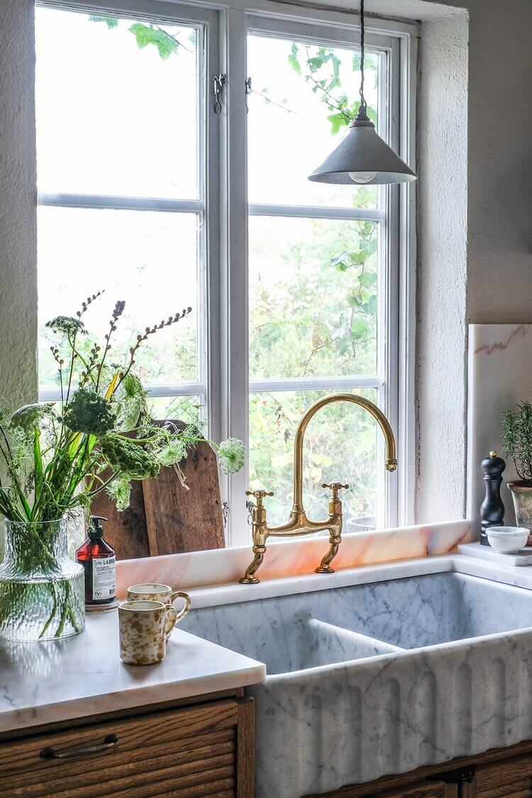 A DeVOL Haberdasher Kitchen In A Swedish Countryside Cottage 8 devol haberdasher kitchen nordroom7 A DeVOL Haberdasher Kitchen In A Swedish Countryside Cottage
