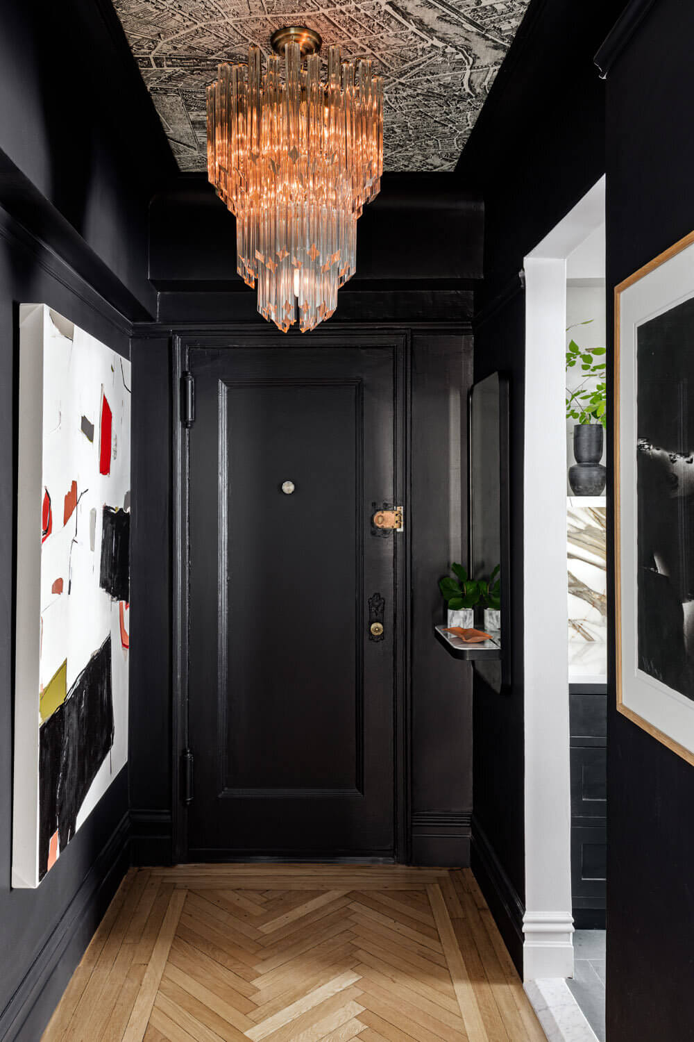 A Monochrome New York Apartment with Parisian Vibe 11 monochrome new york apartment paris vibe nordroom10 A Monochrome New York Apartment with Parisian Vibe