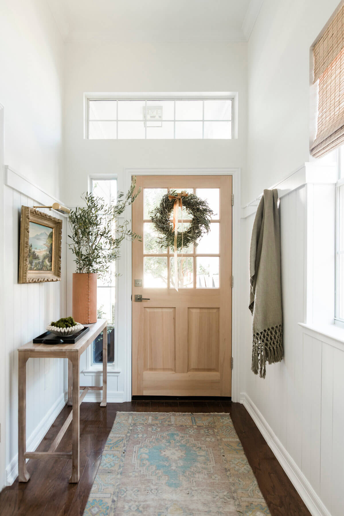 A Beautiful Natural Holiday Home Filled With Greenery 10 natural holiday home greenery nordroom9 A Beautiful Natural Holiday Home Filled With Greenery