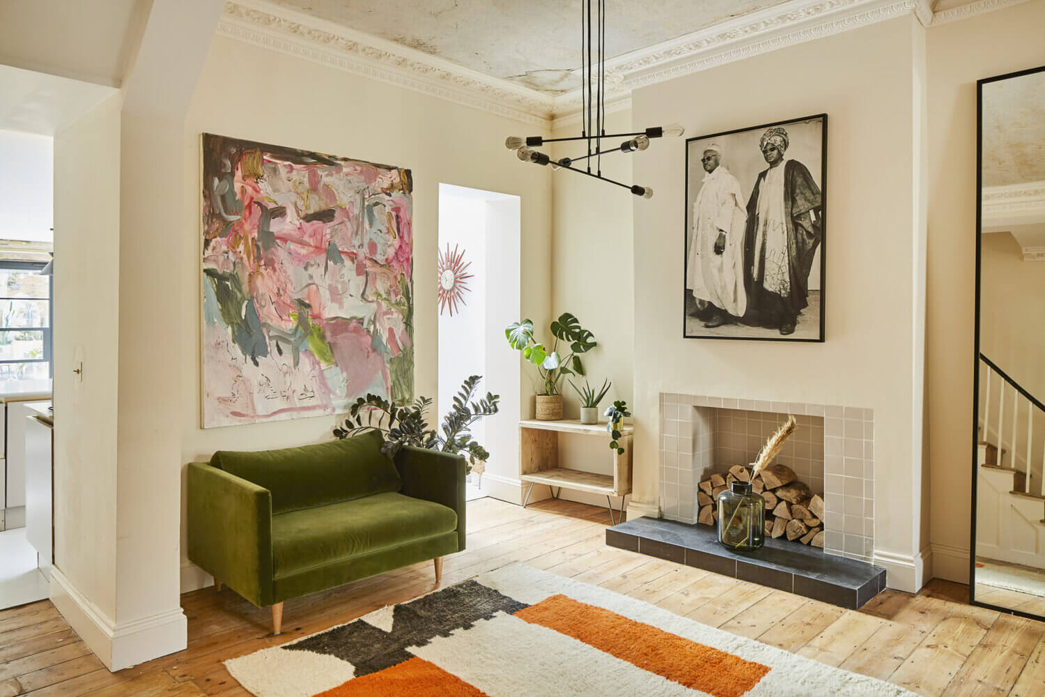 Neutral Tones in an Art-Filled Victorian Home with Surprising Bathrooms 11 neutral art filled victorian home nordroom10 Neutral Tones in an Art-Filled Victorian Home with Surprising Bathrooms