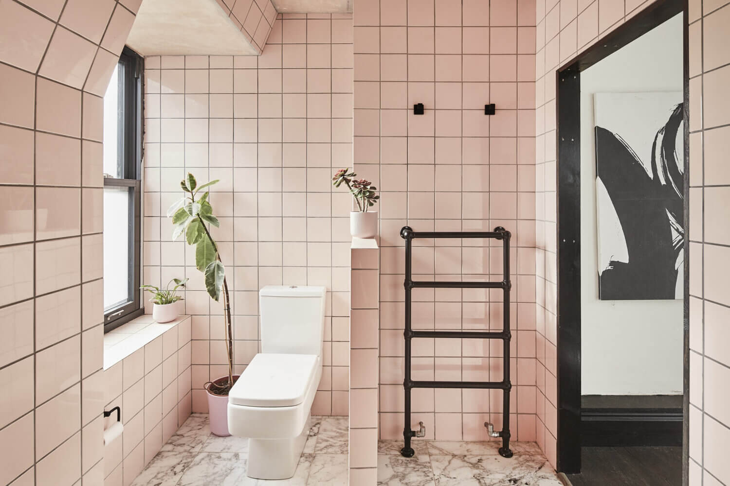 89 Pink Bathroom Ideas: From Hot Pink Walls to Blush Tiles 51 neutral art filled victorian home nordroom15 89 Pink Bathroom Ideas: From Hot Pink Walls to Blush Tiles