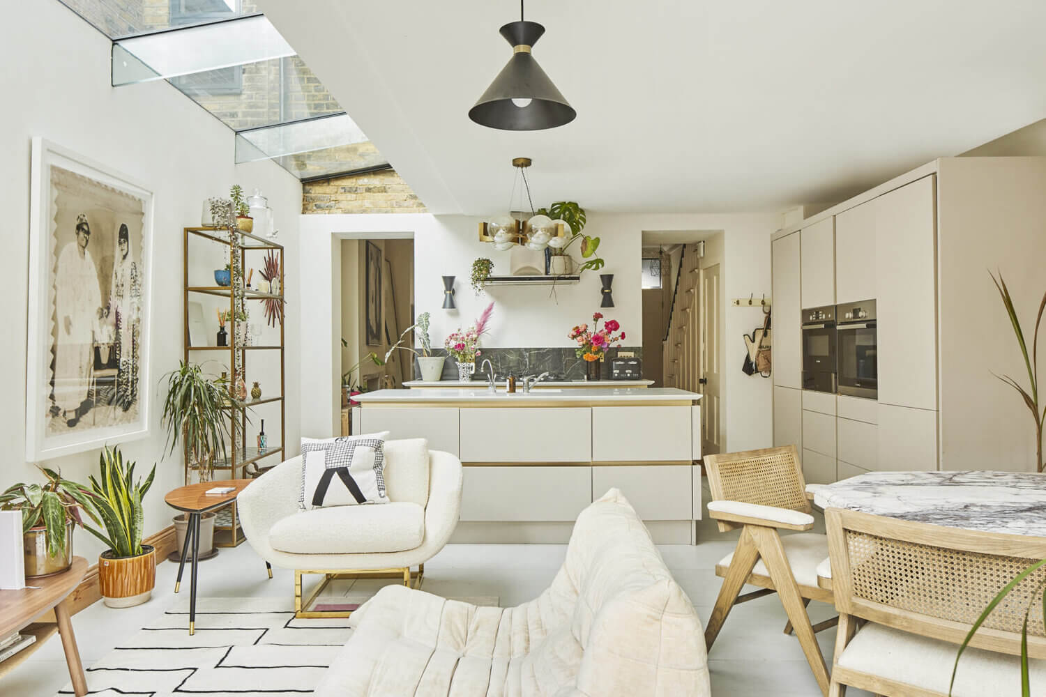 Neutral Tones in an Art-Filled Victorian Home with Surprising Bathrooms 5 neutral art filled victorian home nordroom4 Neutral Tones in an Art-Filled Victorian Home with Surprising Bathrooms