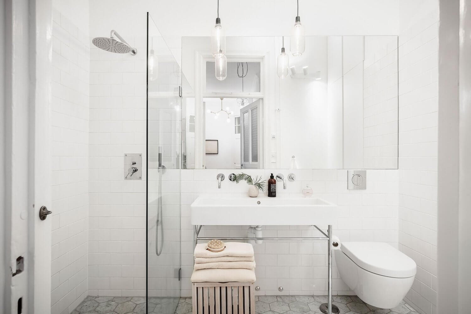 A White Scandinavian Apartment With A Sleek Dark Grey Kitchen 20 white scandinavian apartment grey kitchen nordroom19 A White Scandinavian Apartment With A Sleek Dark Grey Kitchen