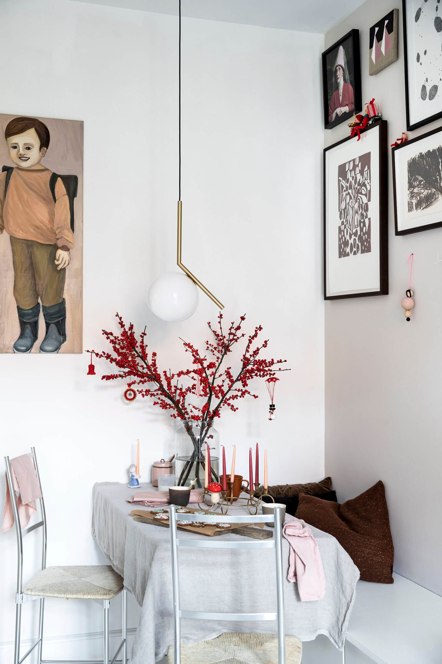 An Art-Filled Danish Home Decorated For Christmas 10 art filled danish home christmas decor nordroom9 An Art-Filled Danish Home Decorated For Christmas