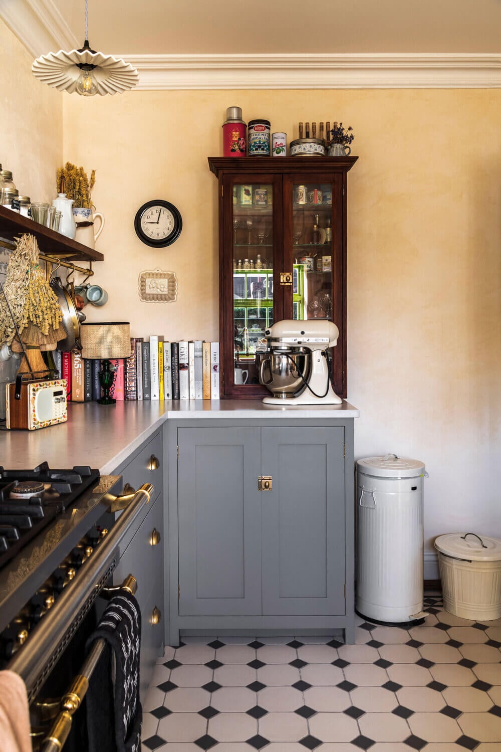 A Cozy Cluttered French-Style Kitchen by deVOL 12 french style devol kitchen nordroom11 A Cozy Cluttered French-Style Kitchen by deVOL