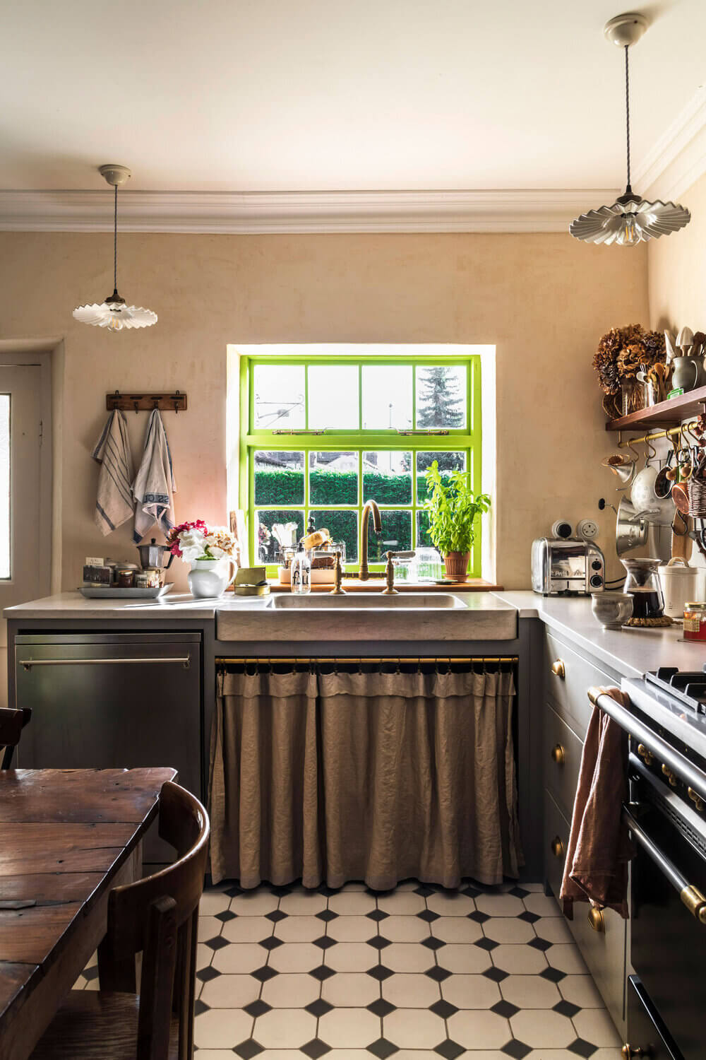 A Cozy Cluttered French-Style Kitchen by deVOL 13 french style devol kitchen nordroom12 A Cozy Cluttered French-Style Kitchen by deVOL