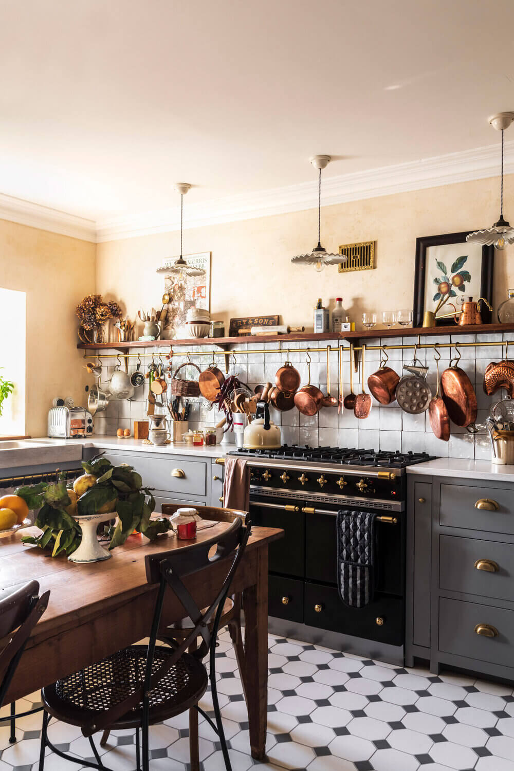 A Cozy Cluttered French-Style Kitchen by deVOL 7 french style devol kitchen nordroom6 A Cozy Cluttered French-Style Kitchen by deVOL