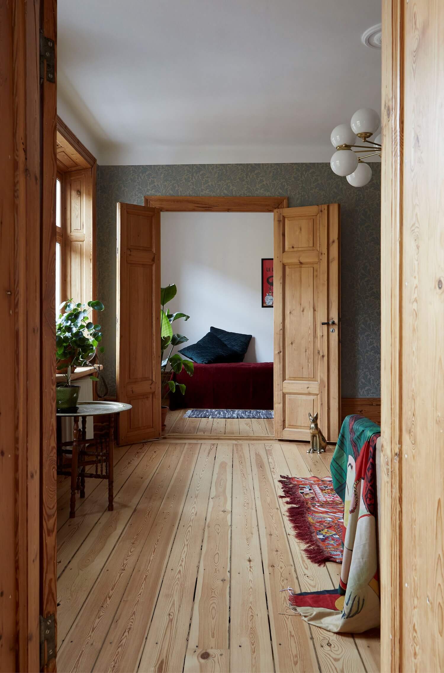 A Warm Historic Apartment in Stockholm 6 warm historic apartment stockholm nordroom6 A Warm Historic Apartment in Stockholm