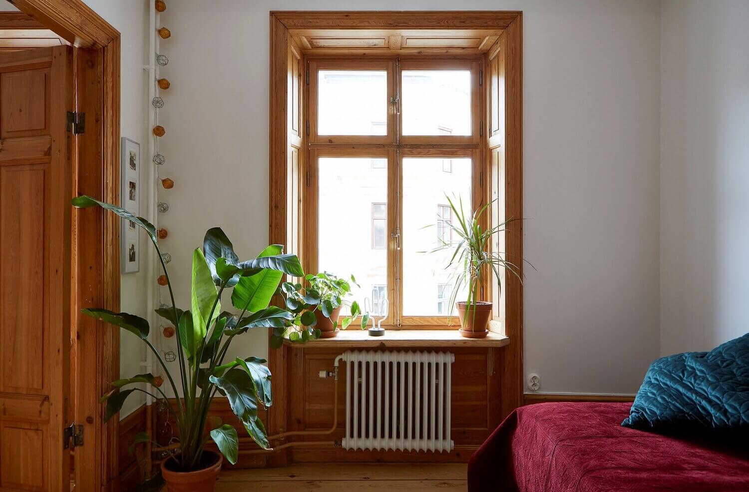 A Warm Historic Apartment in Stockholm 8 warm historic apartment stockholm nordroom8 A Warm Historic Apartment in Stockholm