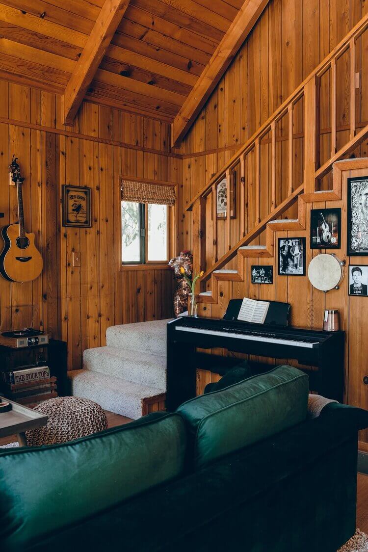 Whiskey Creek Cabin | A Cozy Airbnb Surrounded by Pine Trees 5 whiskey creek cabin airbnb nordroom4 Whiskey Creek Cabin | A Cozy Airbnb Surrounded by Pine Trees