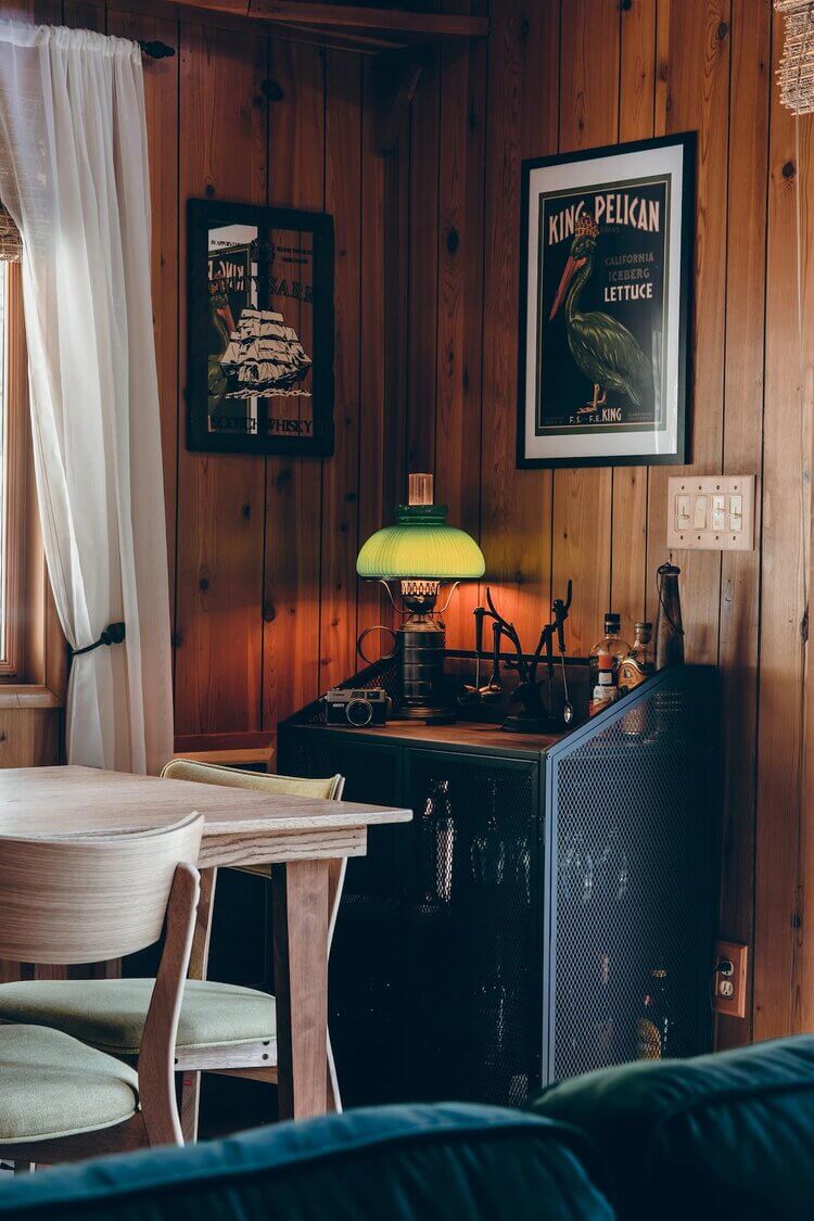 Whiskey Creek Cabin | A Cozy Airbnb Surrounded by Pine Trees 6 whiskey creek cabin airbnb nordroom5 Whiskey Creek Cabin | A Cozy Airbnb Surrounded by Pine Trees