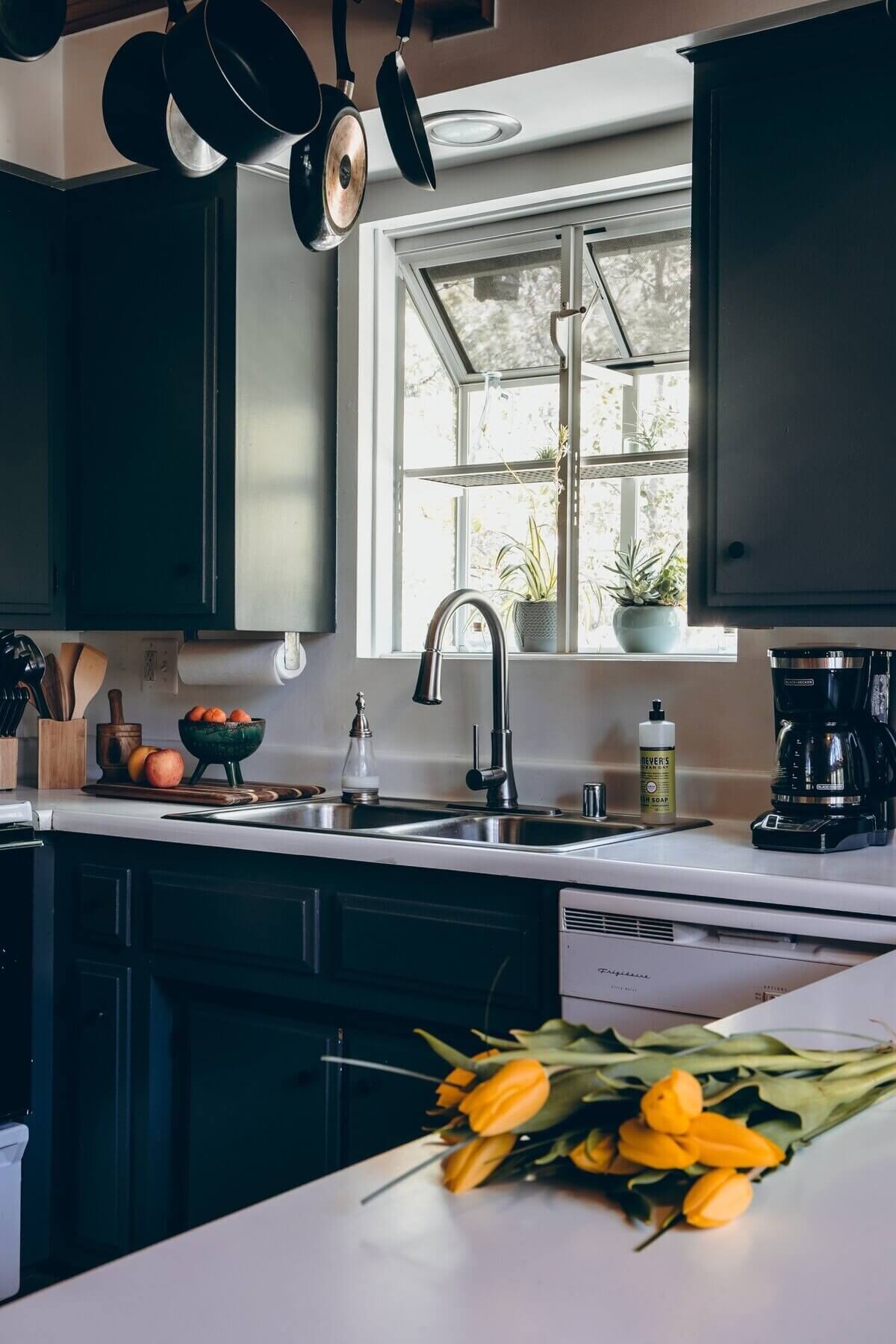 Whiskey Creek Cabin | A Cozy Airbnb Surrounded by Pine Trees 8 whiskey creek cabin airbnb nordroom7 Whiskey Creek Cabin | A Cozy Airbnb Surrounded by Pine Trees