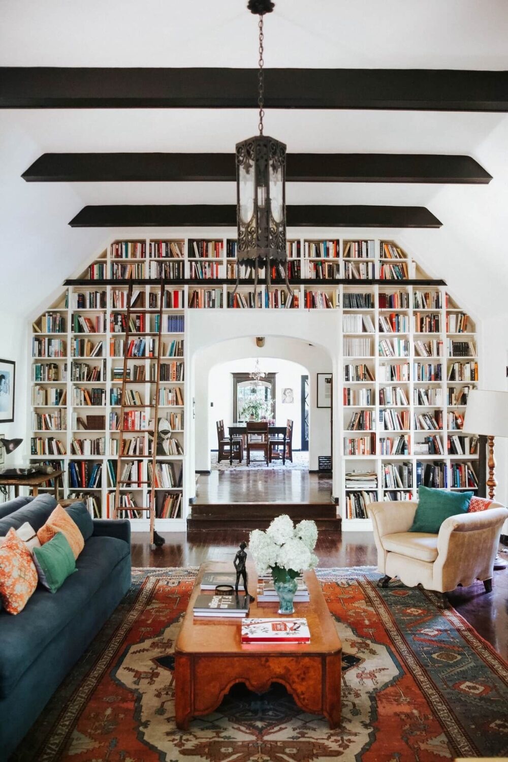 Bookshelves Envy In A 1920s English Tudor House in Los Angeles 7 floor-to-ceiling-bookshelves-tudor-house-nordroom